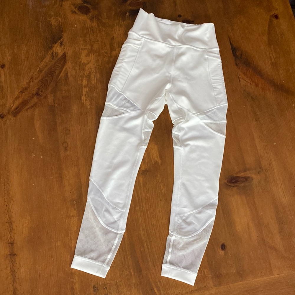 Lululemon white workout pants